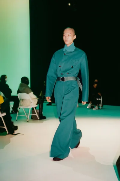 Look 38